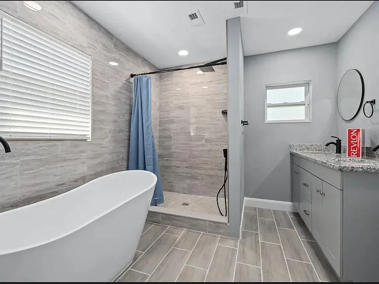 1004 N Betty Ln — Photo 10