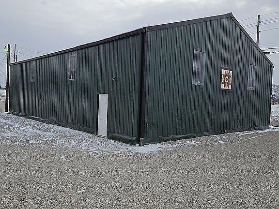 2nd image of 1020 N Old Us Highway 41