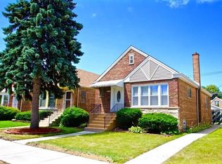 8026 S Sawyer Ave, Chicago, IL