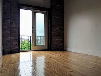 Rented by Smart City Real Estate LLC