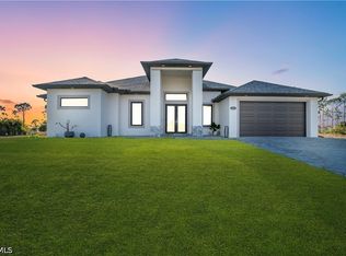 2804 NW 26th Ave, Cape Coral, FL 33993