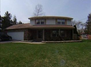 5892 S Jackson Rd, Jackson, MI 49201