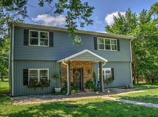176 Poplar Ave, Trenton, GA 30752