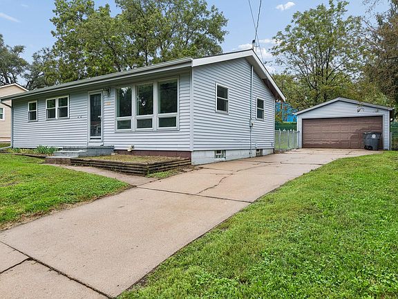 2nd image of 19 Arnold Ave