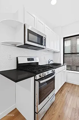 Rented by Corcoran | media 32