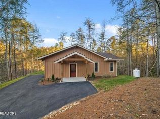 1067 Sencebaugh Dr, Sevierville, TN 37876