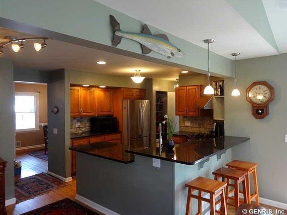 5th image of 69 Sturbridge Ln