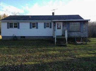 151 Hope Rd, Palmyra, ME 04965