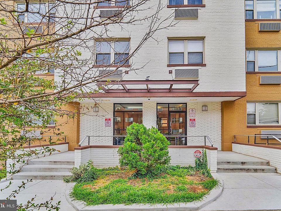 1st image of 738 Longfellow St NW APT 206