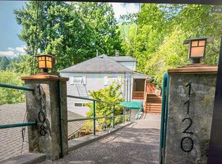 1132 SW Broadway Dr #B, Portland, OR 97201