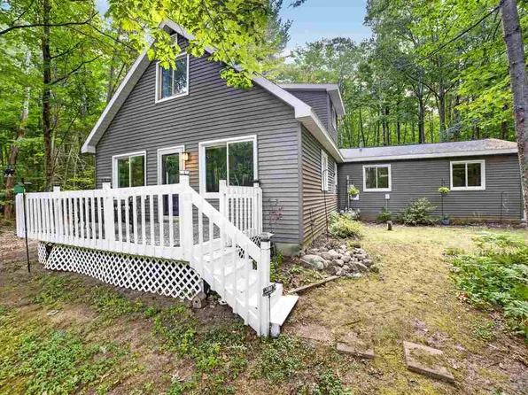 1330 Lalonde Rd, East Jordan, MI 49727