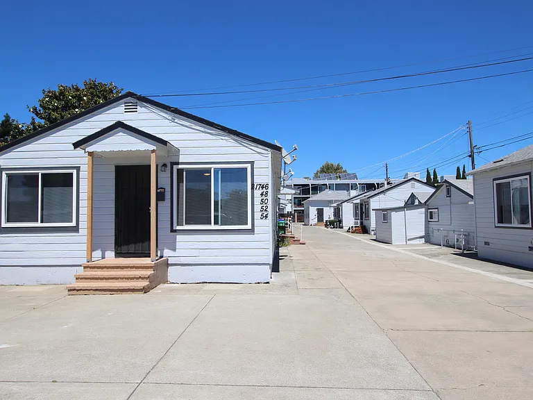 21764 Vallejo St #46 — Photo 14