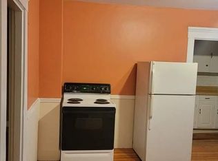 9 Maple St, Cranston, RI 02910