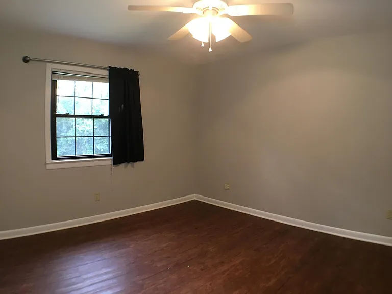 1422 Scales St #K — Photo 18