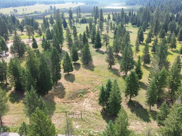 2 Mohawk Dr, Athol, ID 83801