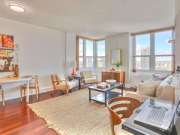 4th image of 88 Morgan St APT 4109