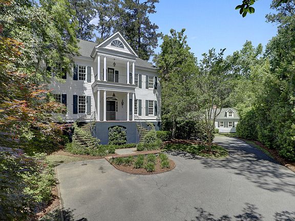 3rd image of 418 W Carolina Ave
