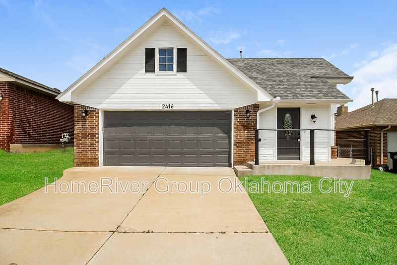 1st image of 2416 Cherry Ln