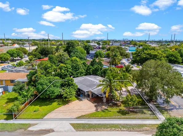 6045 Dawson St, Hollywood, FL 33023