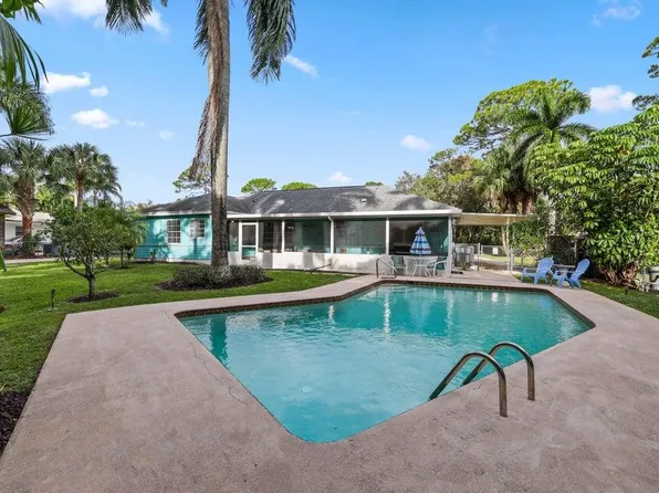 5554 Hibiscus Rd, Jupiter, FL 33458