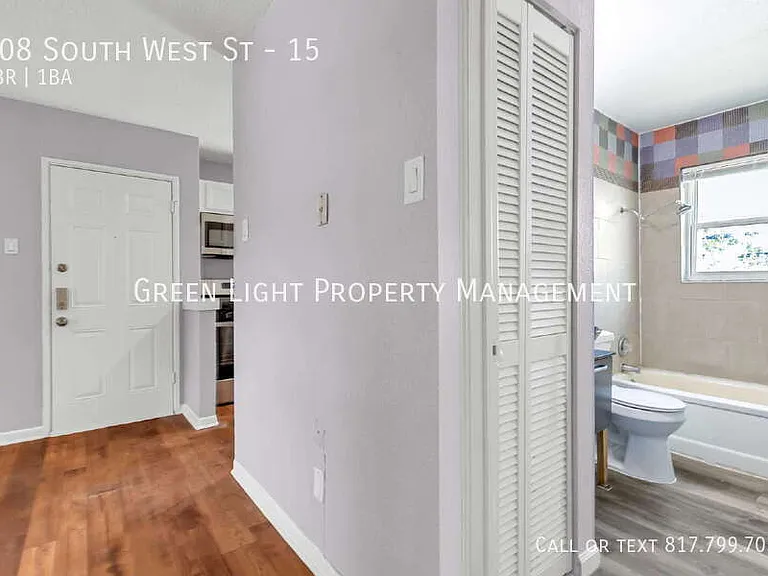 308 S West St #15 — Photo 15