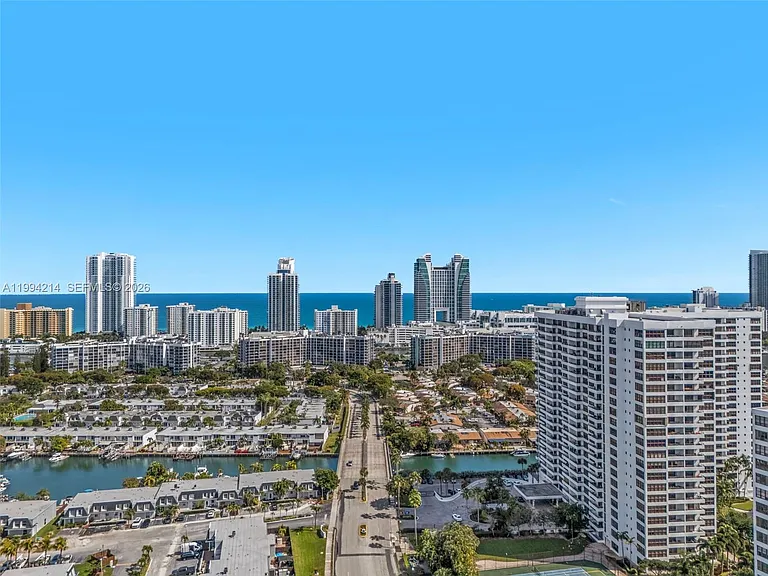 2500 Parkview Dr #1418 — Photo 42