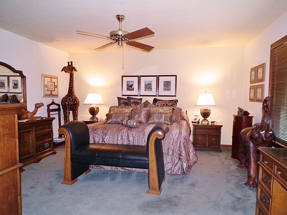 Master Suite w/ porch access
