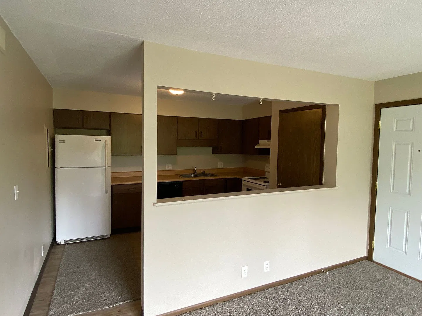 1601 Center Point Rd NE Trail Ridge — Photo 3