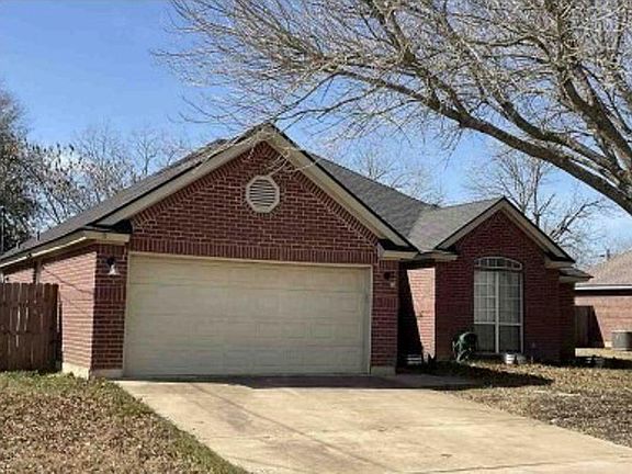 2nd image of 635 Yegua Dr