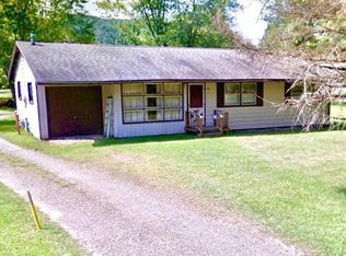 100 Fladry Ln, Warren, PA 16365