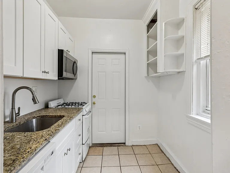 3431 Spring Garden St #1A — Photo 12