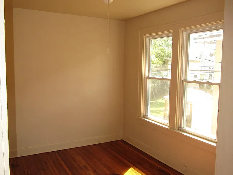 2665 Palmetto St — Photo 13