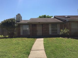 2559 Red River St, Mesquite, TX 75150