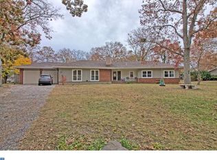 17 Oakdale Dr, Millville, NJ 08332