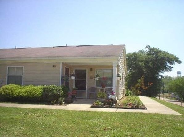 145 Walnut St APT 25