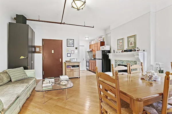 Rented by Compass | media 17