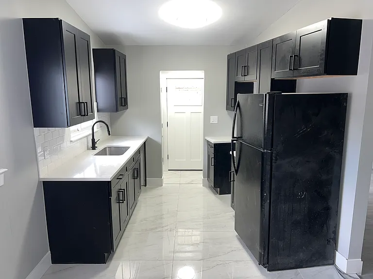 8305 Melvin Ave — Photo 4