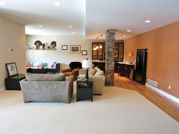 2nd image of 12514 Horseshoe Lake Dr