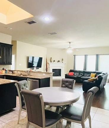 2nd image of 1224 Jasper Dr