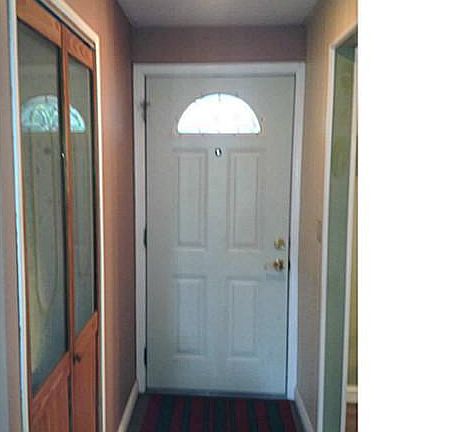 2nd image of 105 Westwood Dr