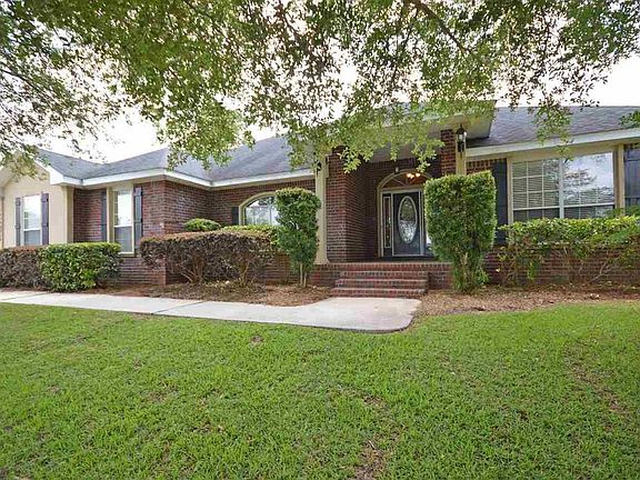 2nd image of 4406 Essex Terrace Cir