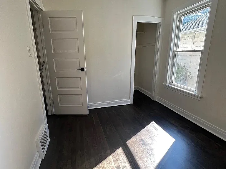 4323 W Henderson St #2 — Photo 6