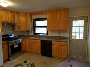 30 Parliament Dr, New City, NY 10956