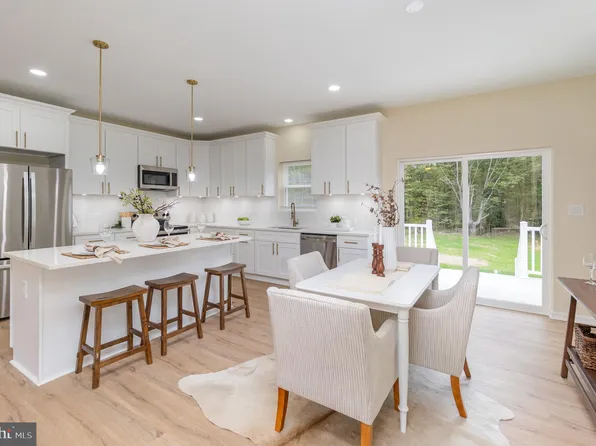 611 Sugar Hill Rd, Joppa, MD 21085