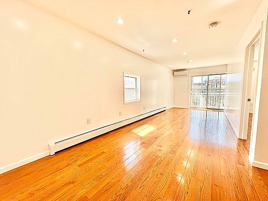 1st image of 25-20 32nd St #3