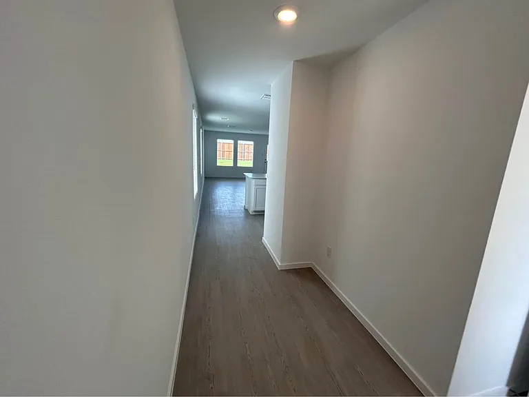 7711 Fenton Pkwy — Photo 2