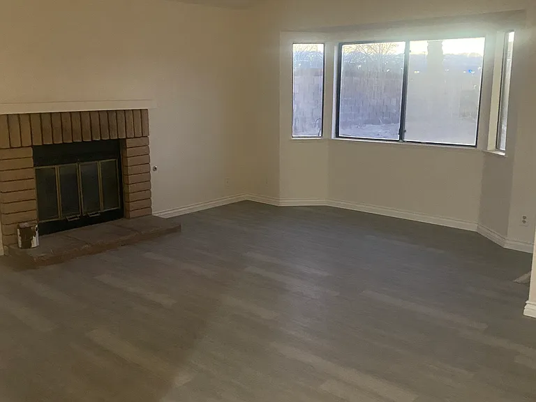 44002 Shad St — Photo 15