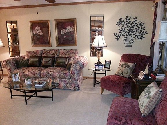 5th image of 1213 David A Barry Dr