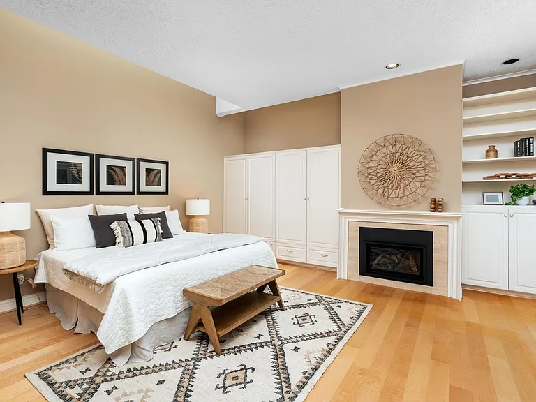 318 SE Spokane St #3 — Photo 16