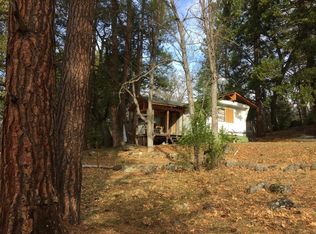 8698 Dead Indian Memorial Rd, Ashland, OR 97520